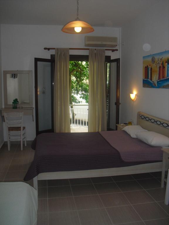 Guesthouse Irene Afissos Exterior foto