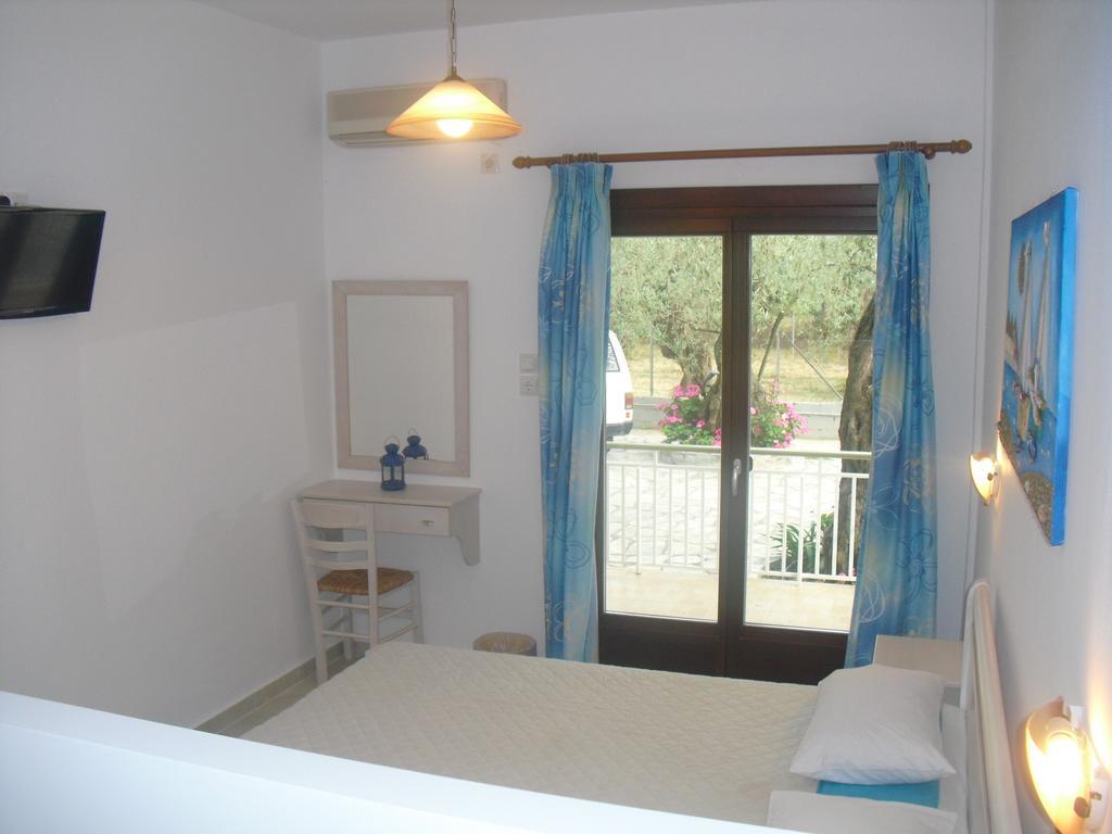 Guesthouse Irene Afissos Exterior foto