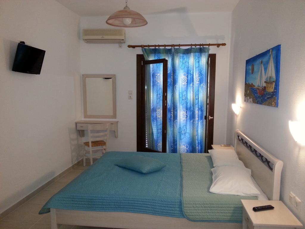 Guesthouse Irene Afissos Quarto foto